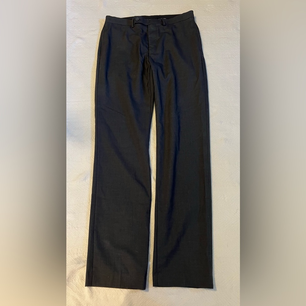 Calvin Klein Men's Slim-Fit Solid Dress Pants Charcoal 34W, 34 L